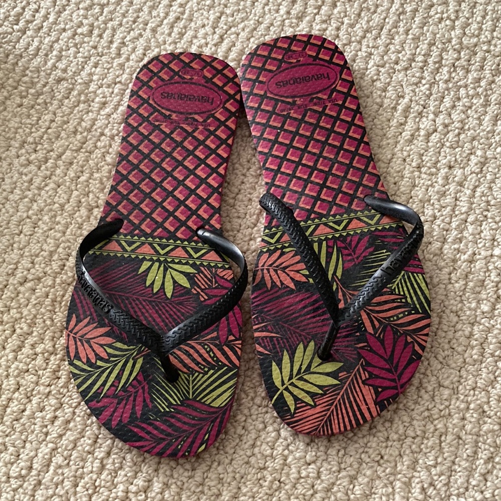 Havaianas Women’s Flip Flops Purple Size 8 Brazilian Sandals Palm Frond Like New